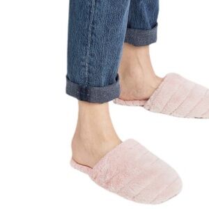 Madewell Quilted Scuff Slippers in Recycled Faux Fur